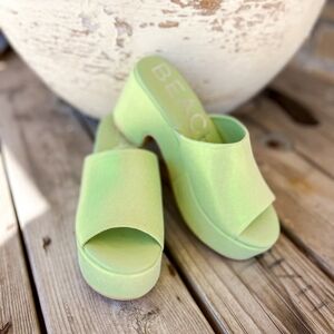 Matisse Terry Lime Platform Heel Sandals Size 7